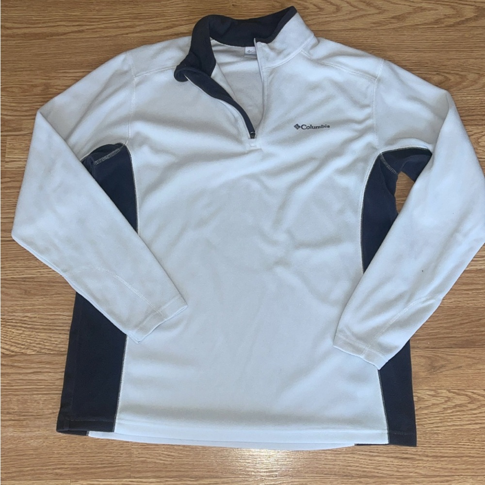 Columbia White and Black Quarter-Zip Top